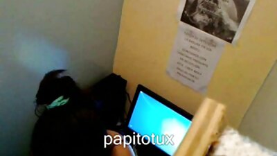 Порно в хостела потно клипове на млада руска двойка.