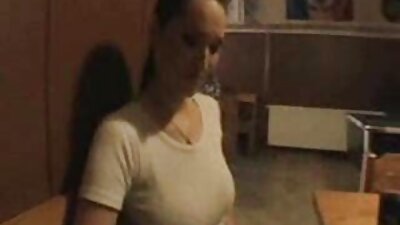Лесбийско порно зрели и млади, облизващи си seks klipove дупето.