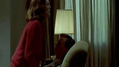 Шеф и секретарка се чукат porno lizane на работа.
